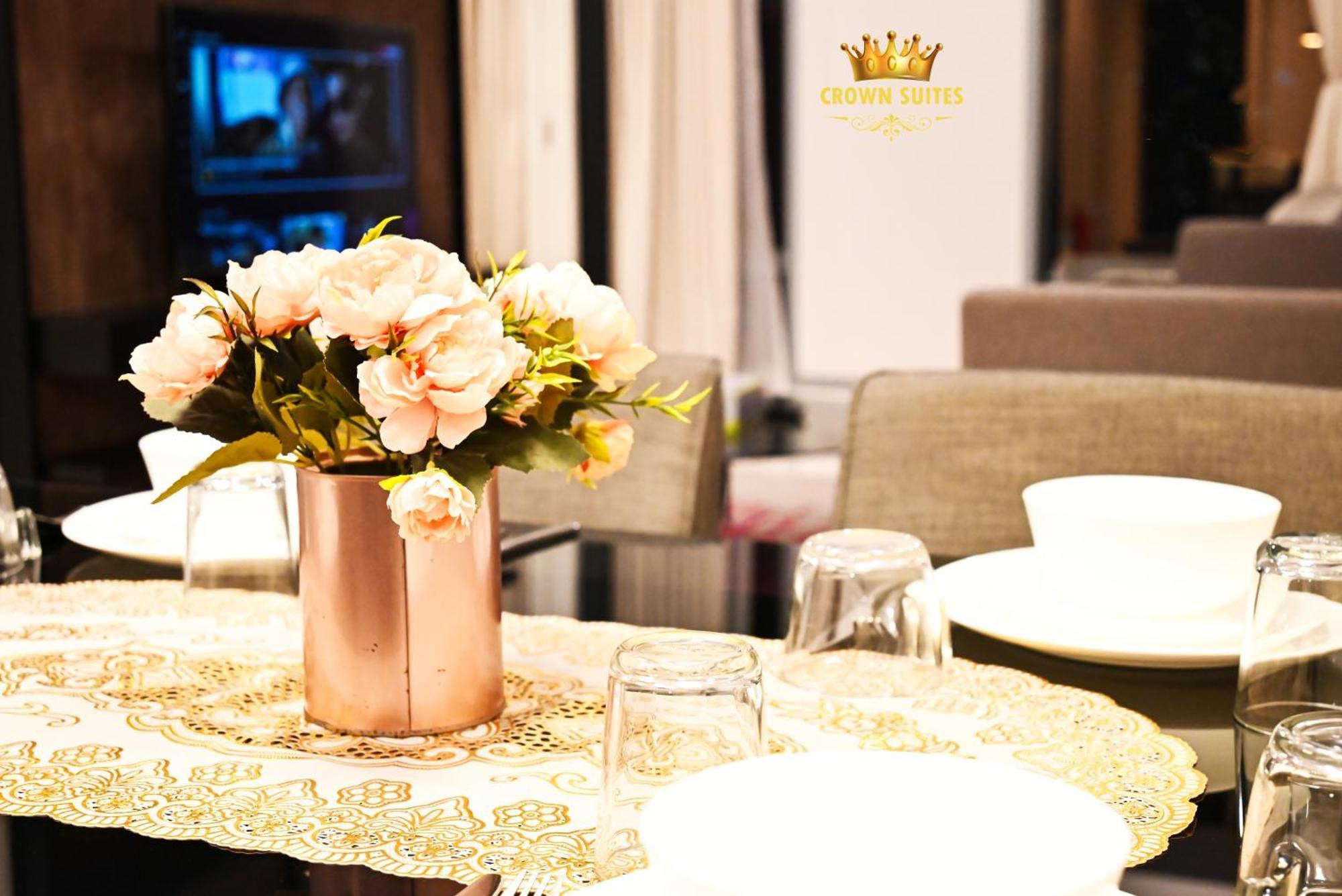 Crown Suites Tropicana Klcc Kuala Lumpur City Center Bagian luar foto