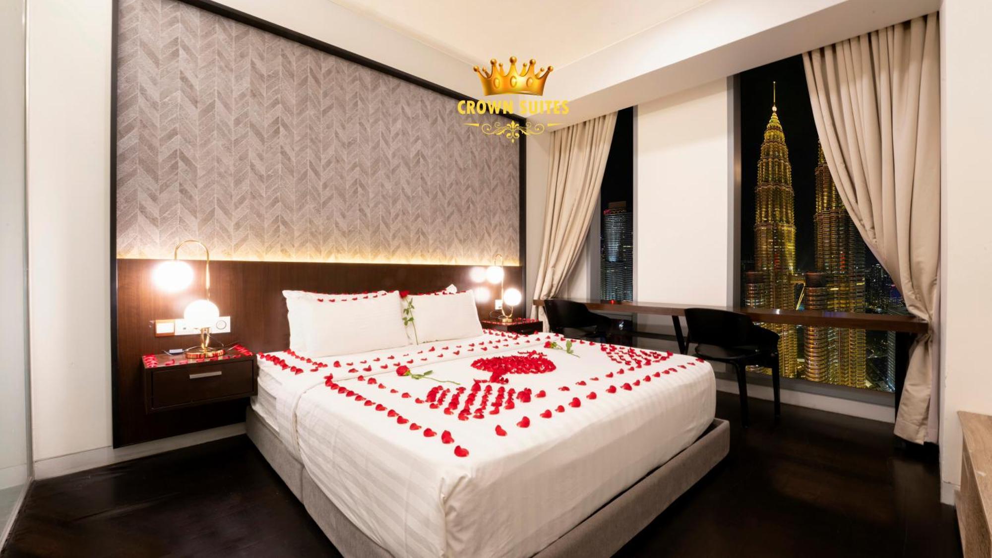 Crown Suites Tropicana Klcc Kuala Lumpur City Center Bagian luar foto